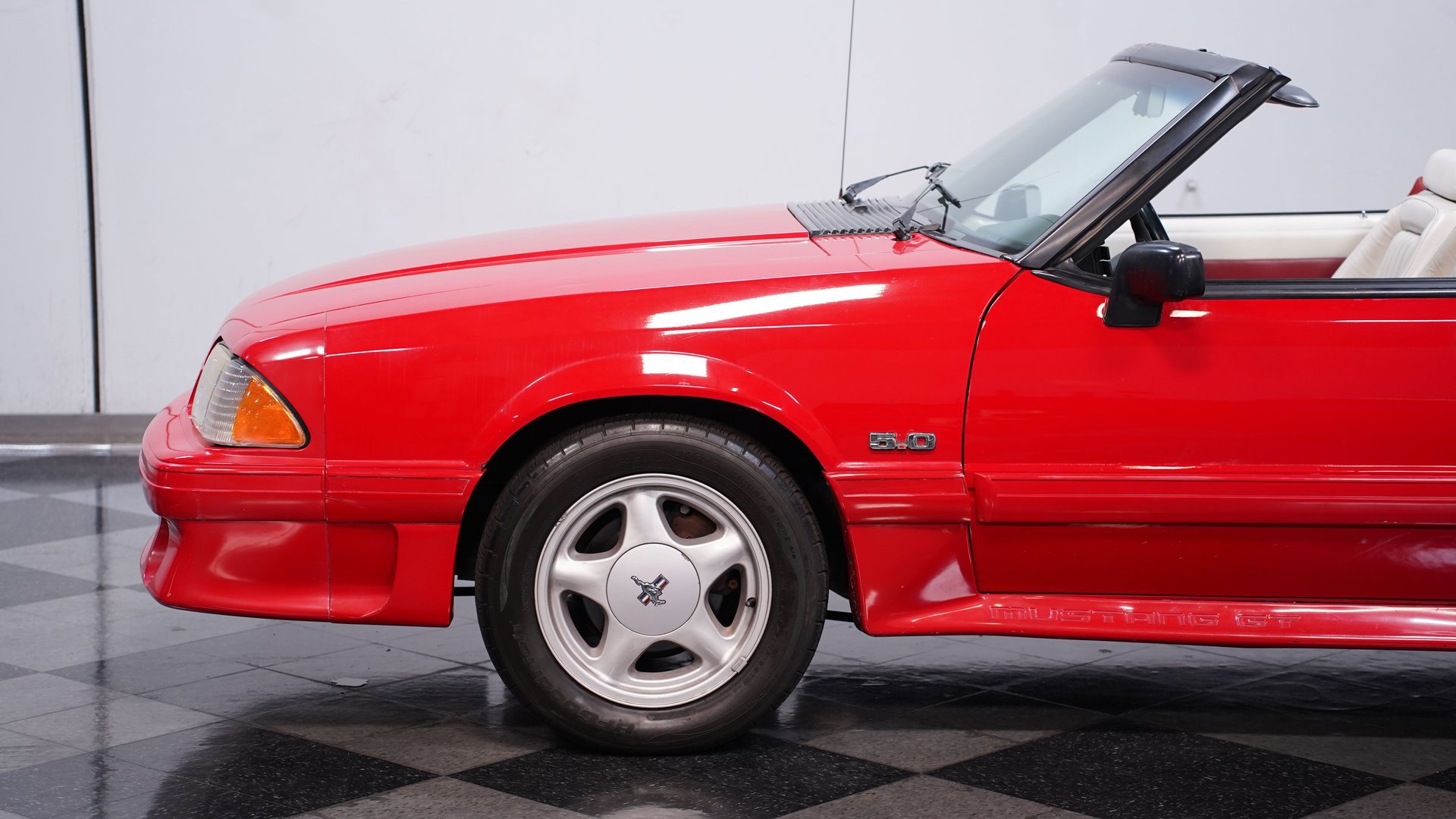 Used 1990 Ford Mustang GT image 21