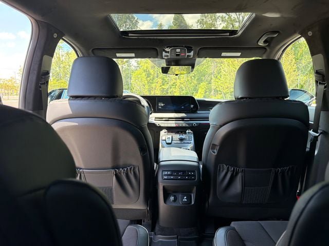 Used 2025 Hyundai Palisade Calligraphy AWD/4WD image 14