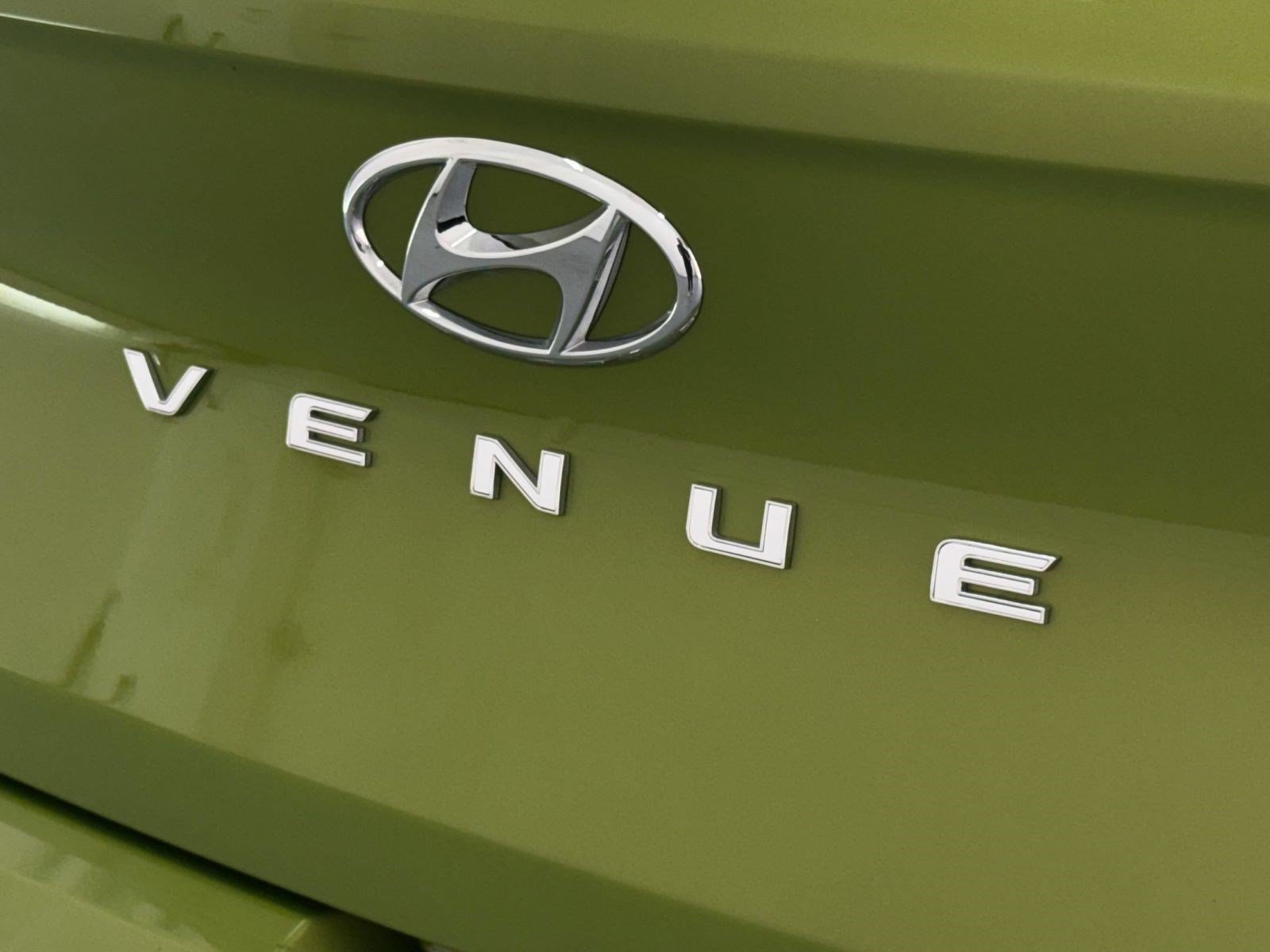 Used 2023 Hyundai Venue SEL FWD image 26