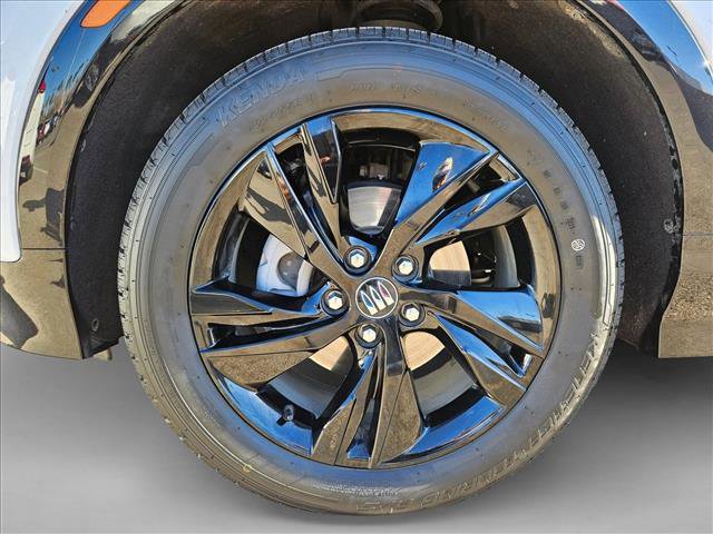 Used 2024 Buick Encore GX Sport Touring image 20