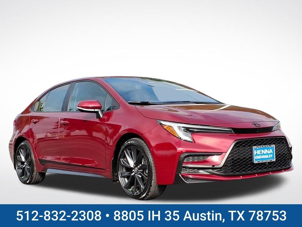 Used 2025 Toyota Corolla SE FWD image 1