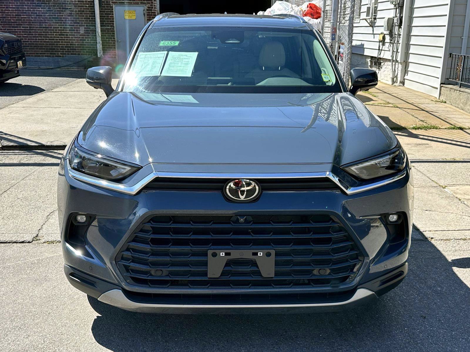 Certified 2024 Toyota Grand Highlander AWD image 8