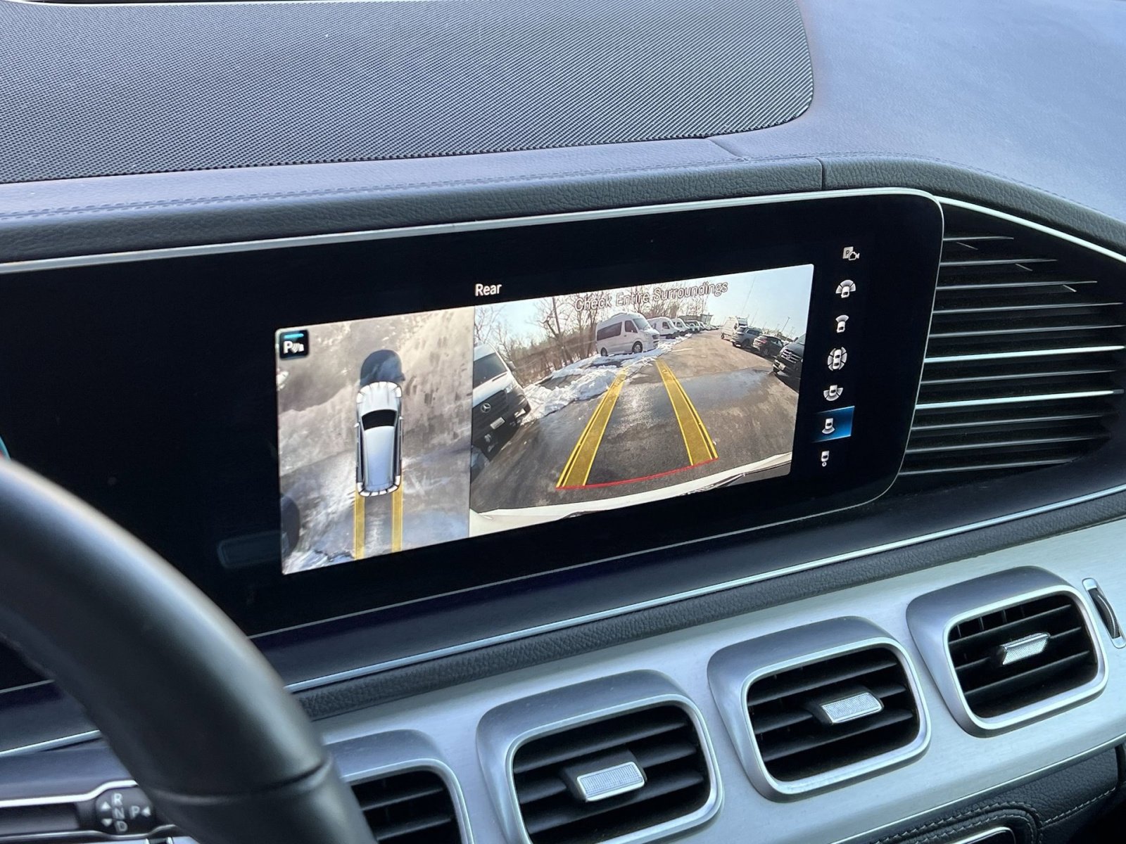 Used 2023 Mercedes-Benz GLS 580 4MATIC image 17