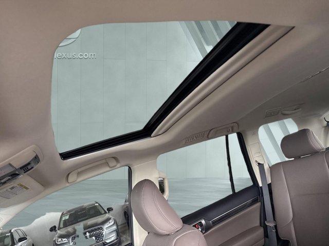 Certified 2023 Lexus GX 460 Luxury w/ Accessory Package image 19