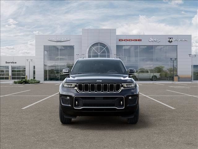 New 2025 Jeep Grand Cherokee Overland w/ Luxury Tech Group IV AWD/4WD image 6