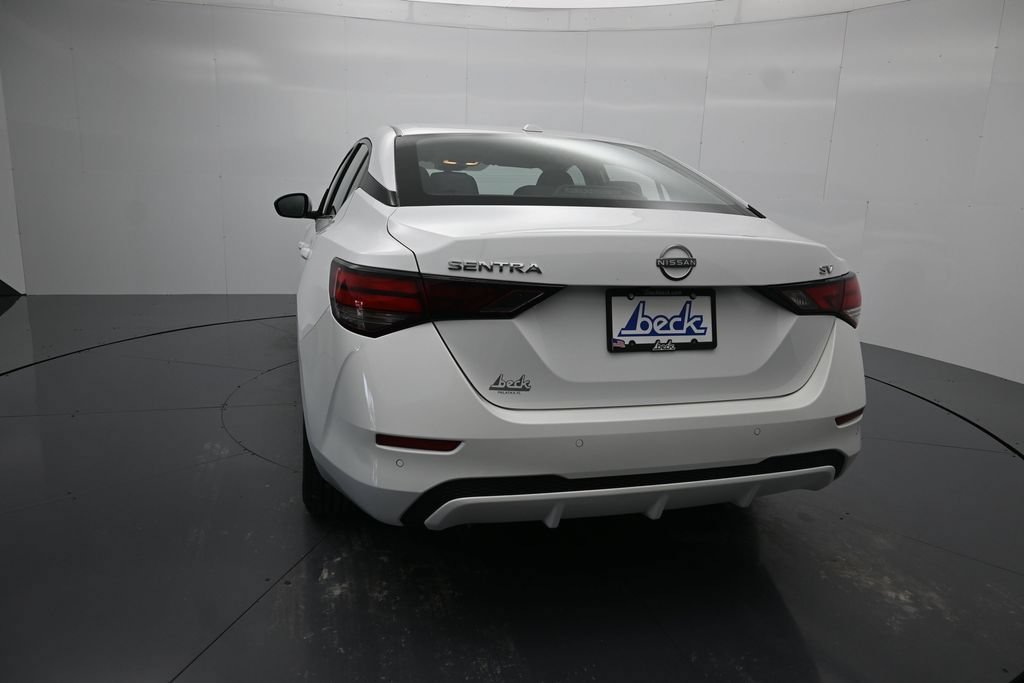Used 2024 Nissan Sentra SV FWD image 23