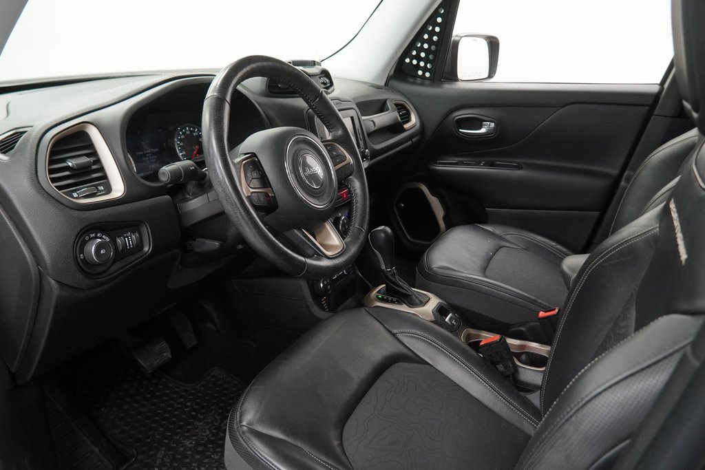 Certified 2017 Jeep Renegade Trailhawk image 17