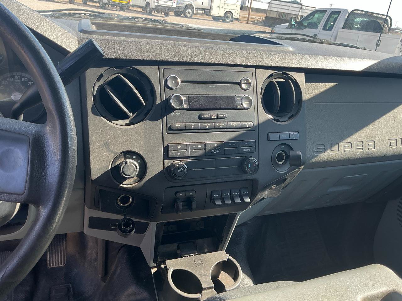 Used 2015 Ford F350 XL w/ Power Equipment Group AWD/4WD image 9
