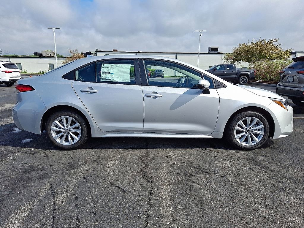 New 2026 Toyota Corolla LE FWD image 8