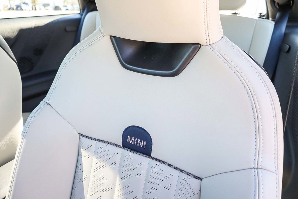 Used 2025 MINI Cooper S image 29