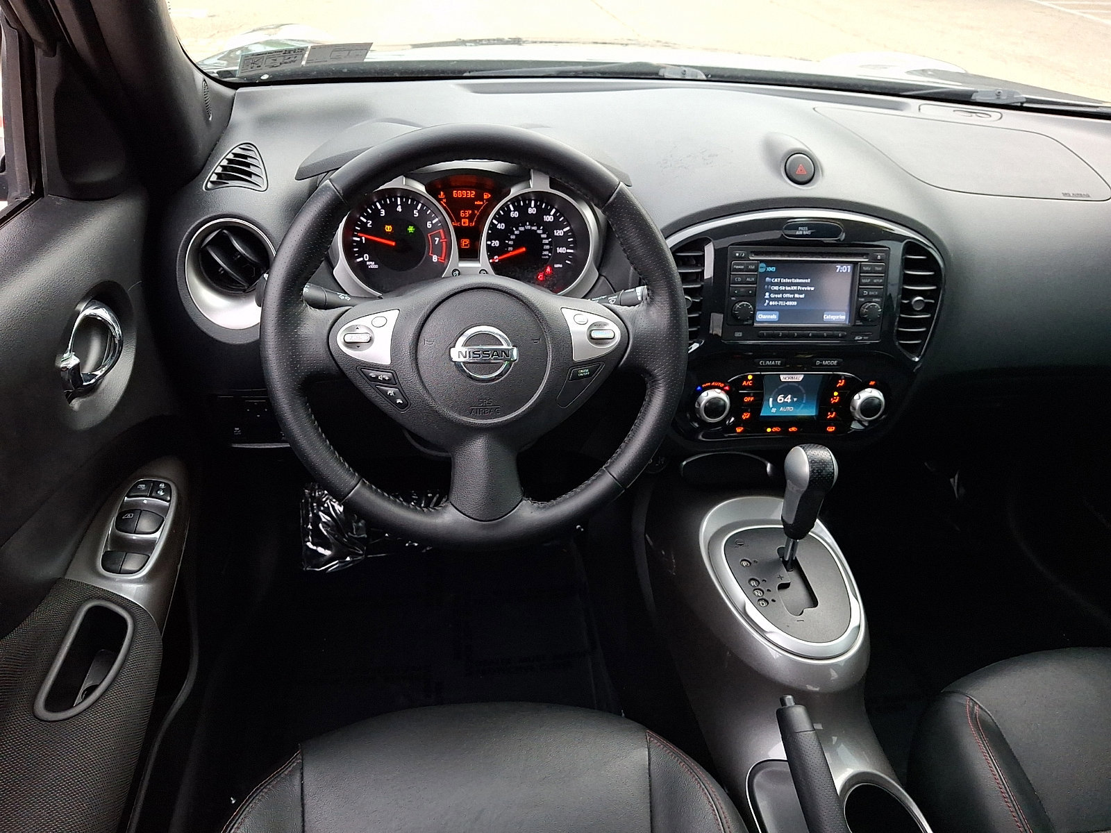 Used 2013 Nissan Juke SL AWD/4WD image 11
