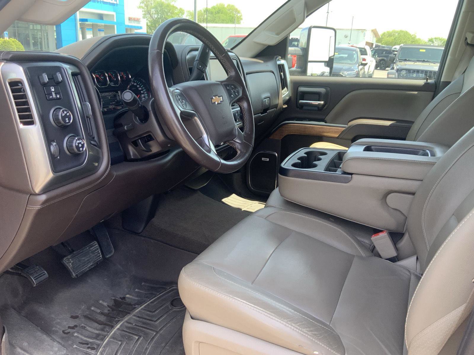 Used 2016 Chevrolet Silverado 3500 LTZ w/ Duramax Plus Package AWD/4WD image 27