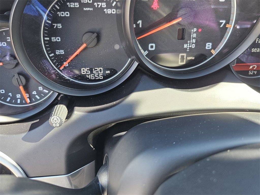 Used 2016 Porsche Cayenne Turbo image 18