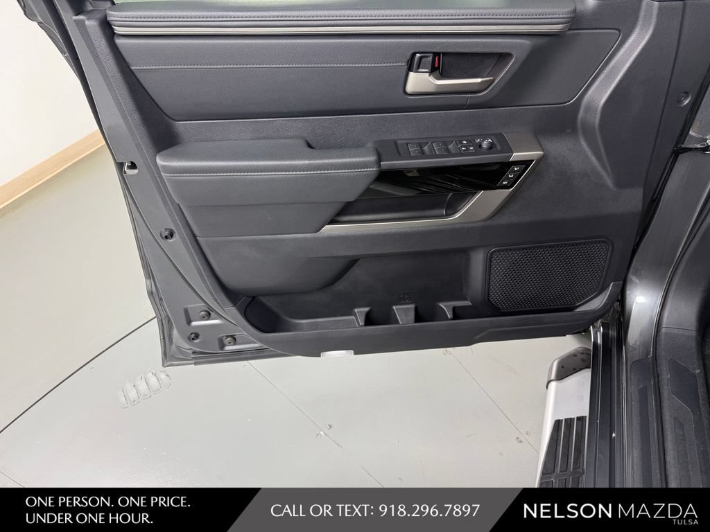 Used 2023 Toyota Tundra Limited AWD/4WD image 18