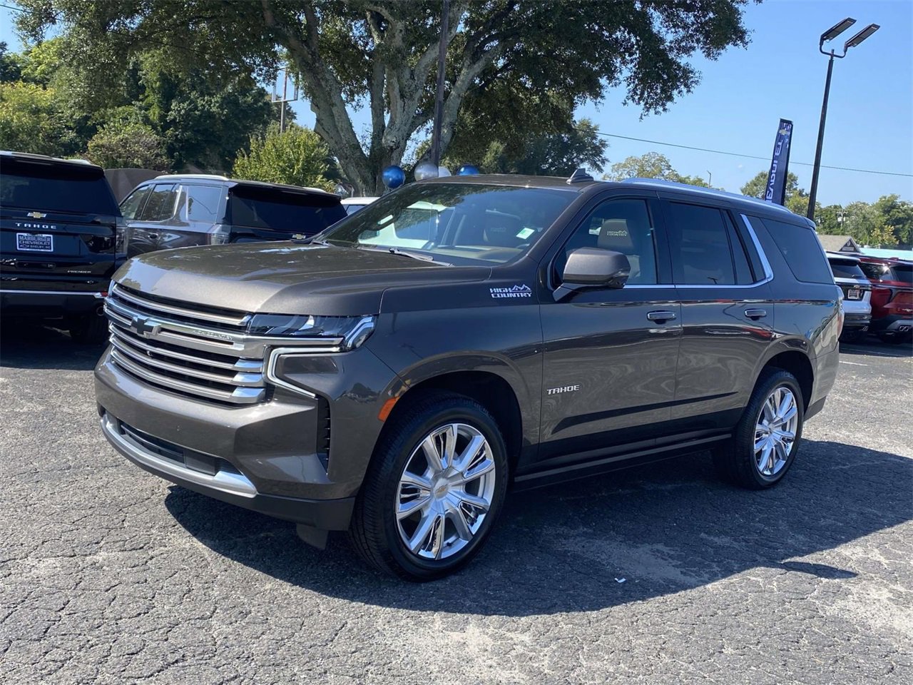 Used 2021 Chevrolet Tahoe High Country image 3