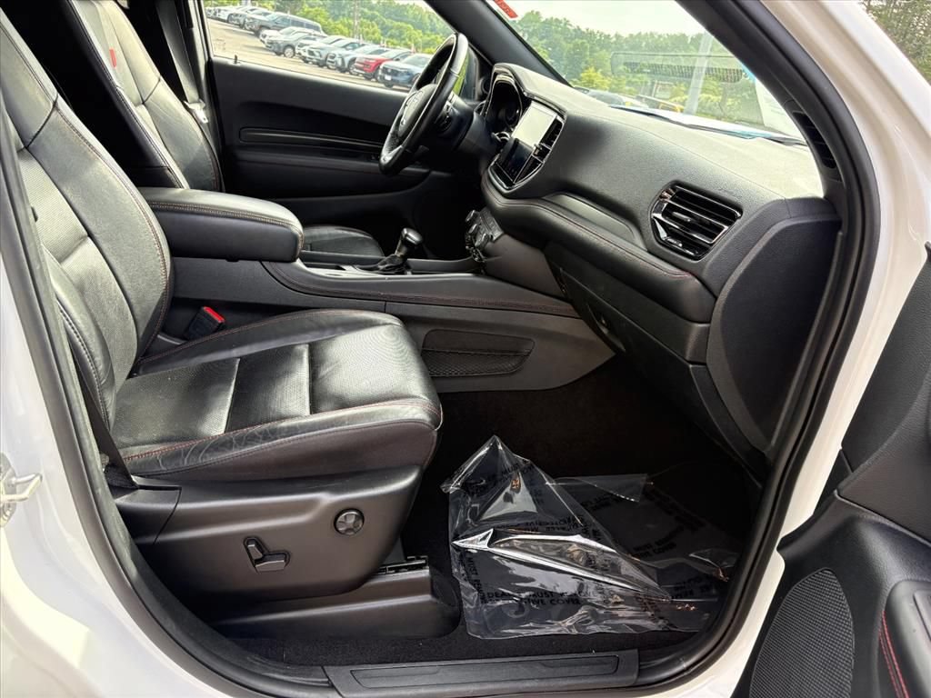 Used 2024 Dodge Durango GT AWD/4WD image 16