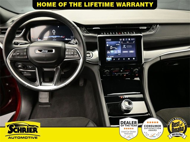 Used 2021 Jeep Grand Cherokee L Laredo image 13
