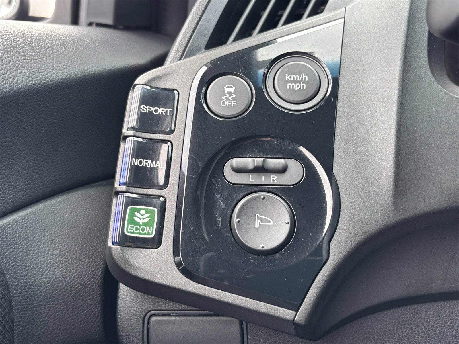 Used 2015 Honda CR-Z image 30