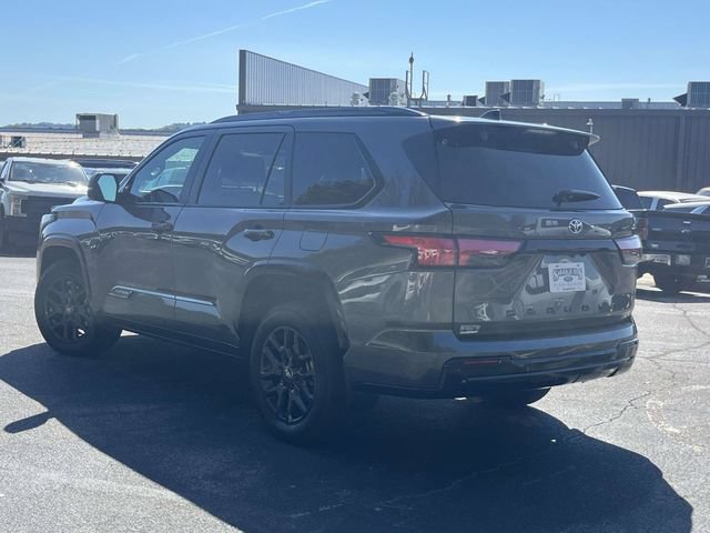 Used 2025 Toyota Sequoia Platinum AWD/4WD image 6