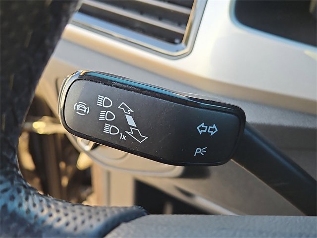 Used 2022 Volkswagen Atlas SEL Premium image 25