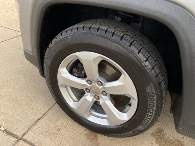Used 2019 Jeep Compass Latitude image 27