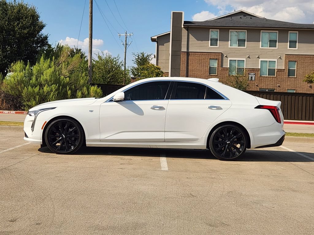 Used 2023 Cadillac CT4 Luxury w/ Sun And Sound Package RWD image 4