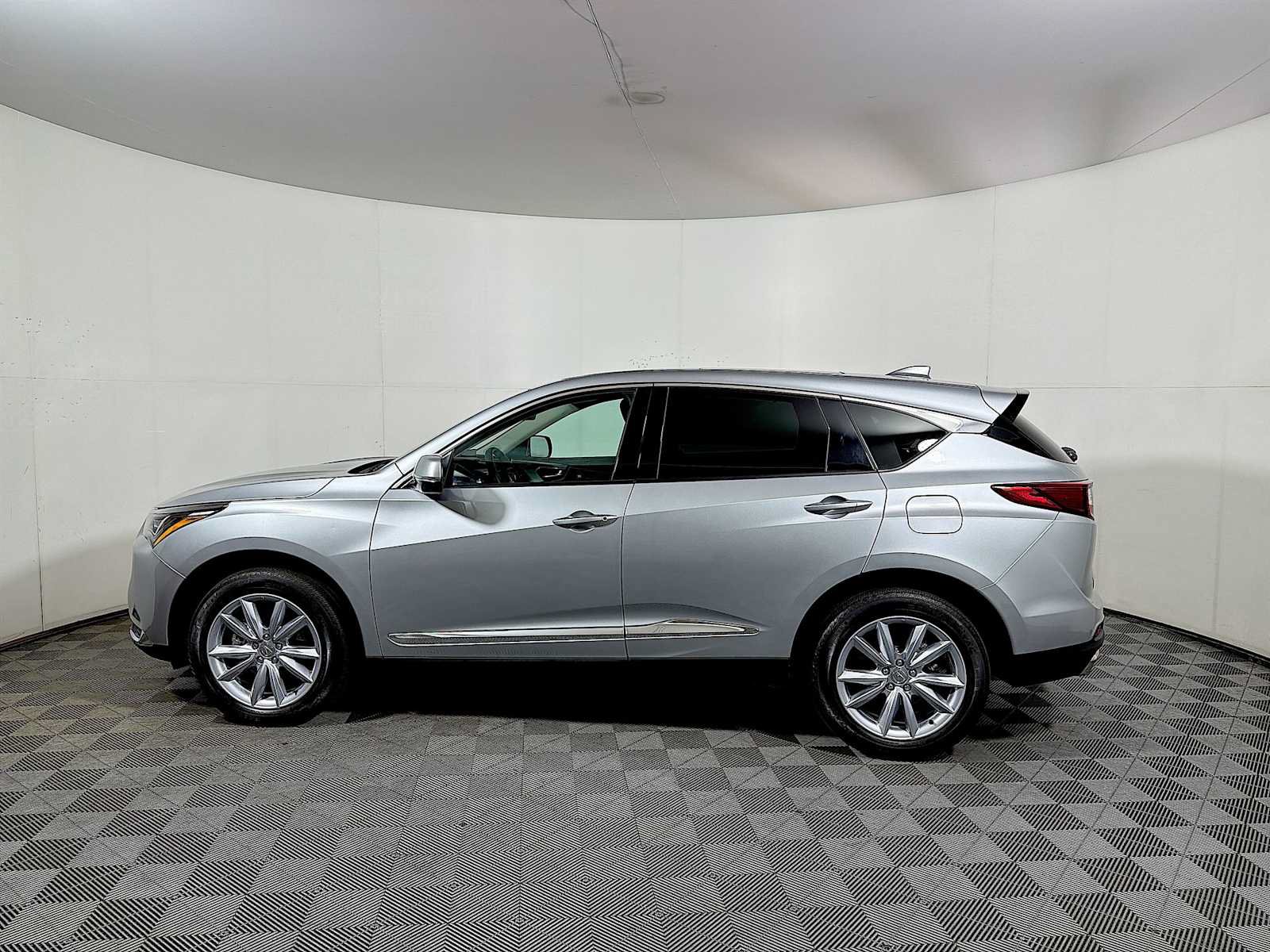 Used 2023 Acura RDX AWD image 4