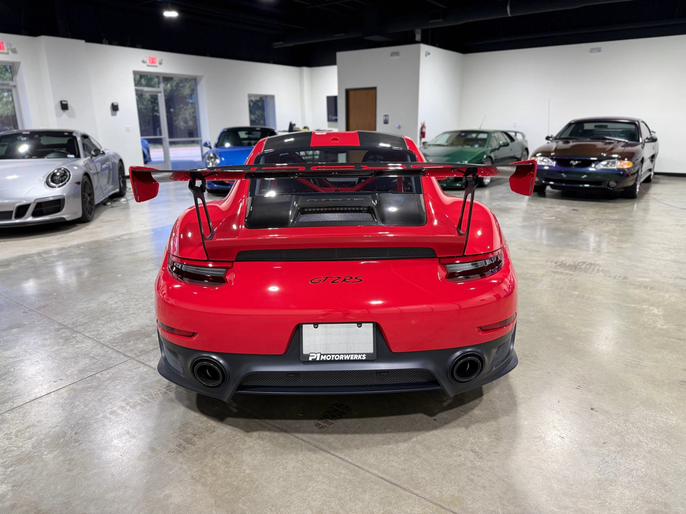 Used 2018 Porsche 911 GT2 RS RWD image 8