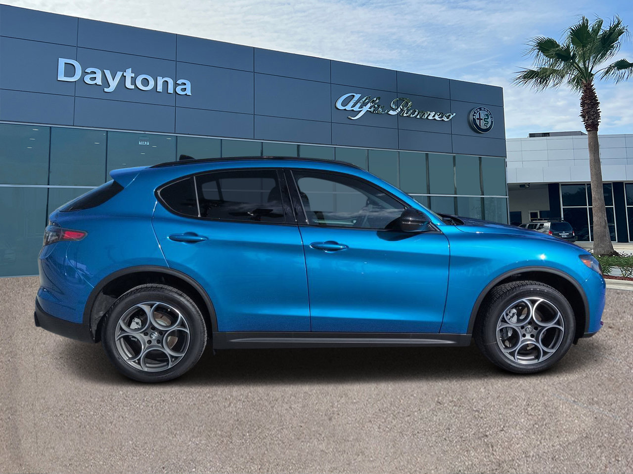 New 2026 Alfa Romeo Stelvio Sprint w/ Convenience Package AWD/4WD image 2
