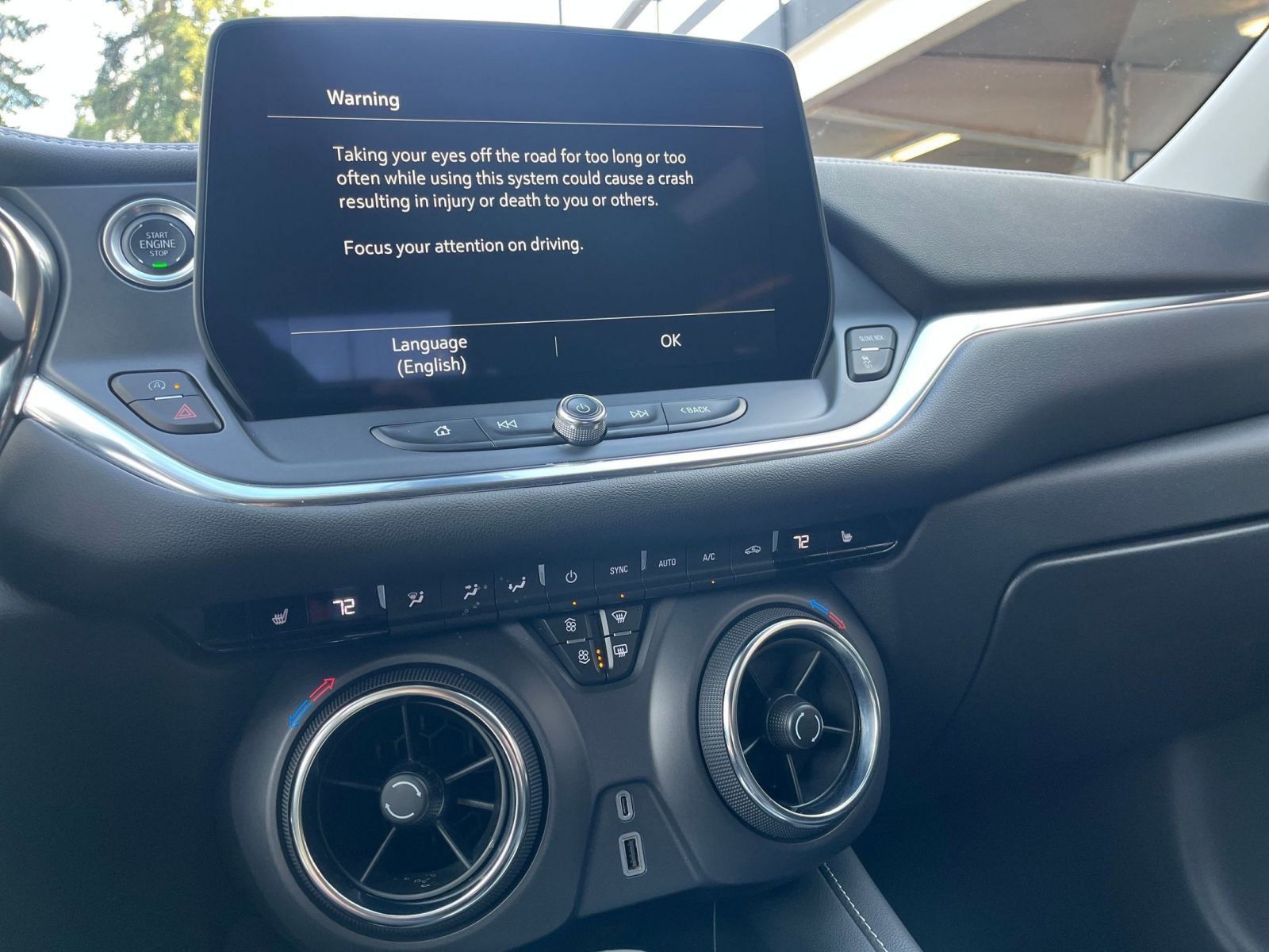 Used 2025 Chevrolet Blazer LT FWD image 20