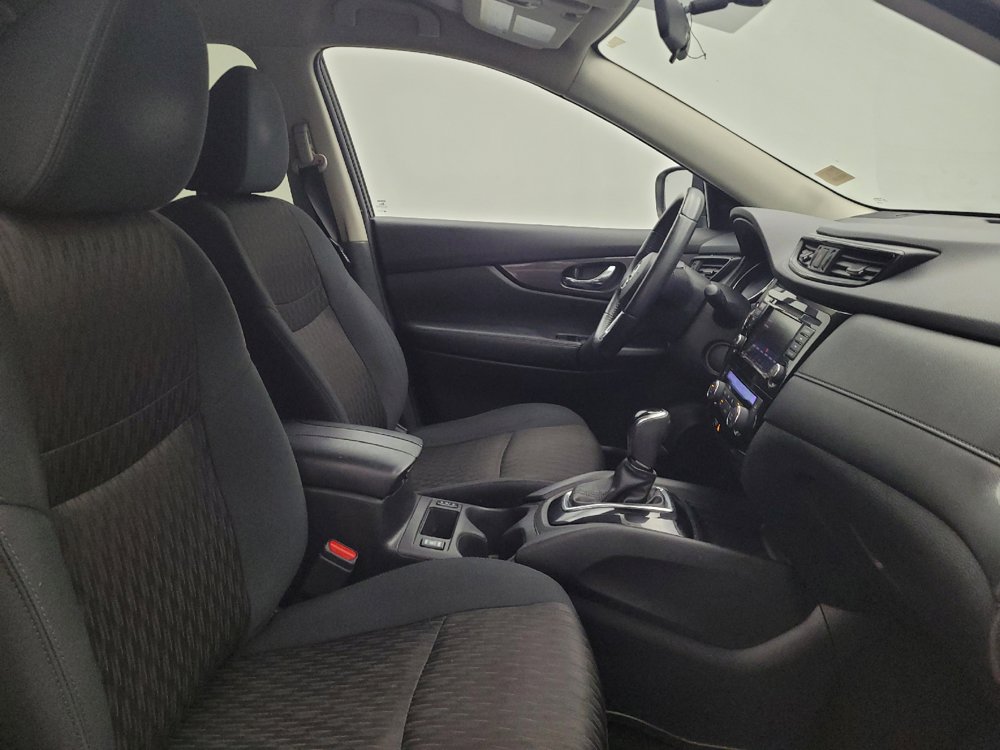 Used 2018 Nissan Rogue SV AWD/4WD image 21