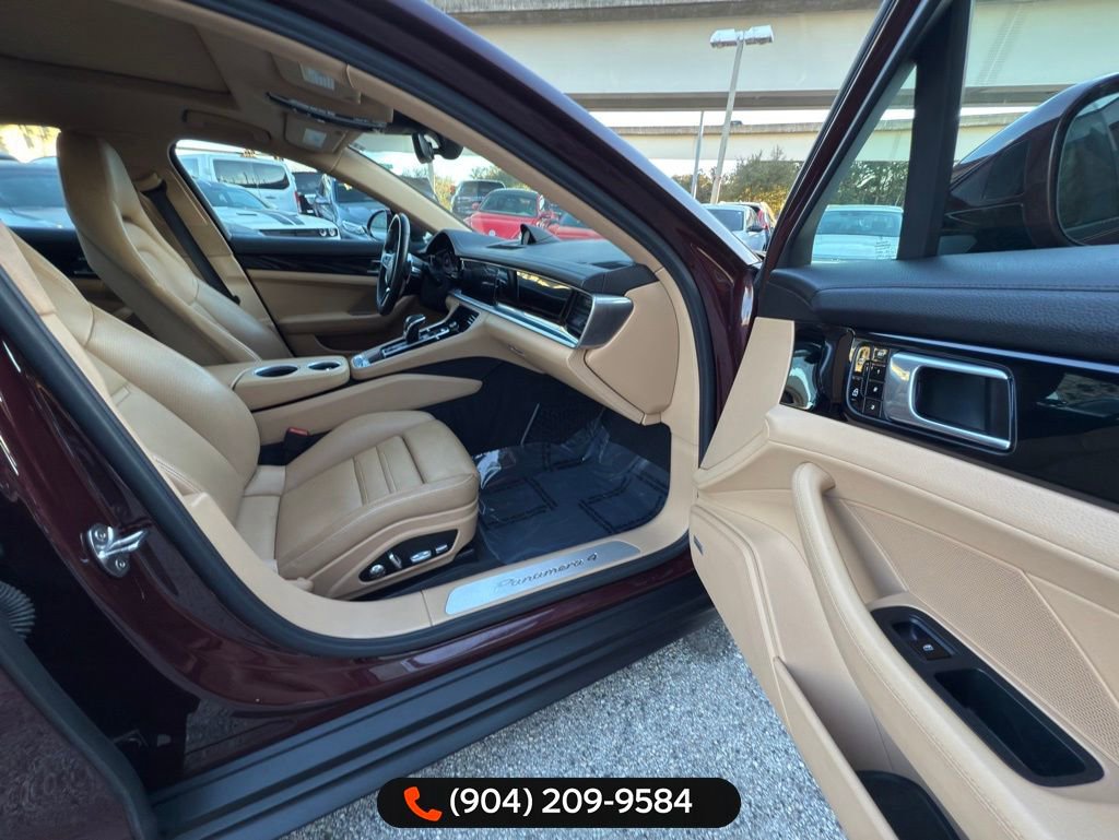 Used 2020 Porsche Panamera 4 image 38