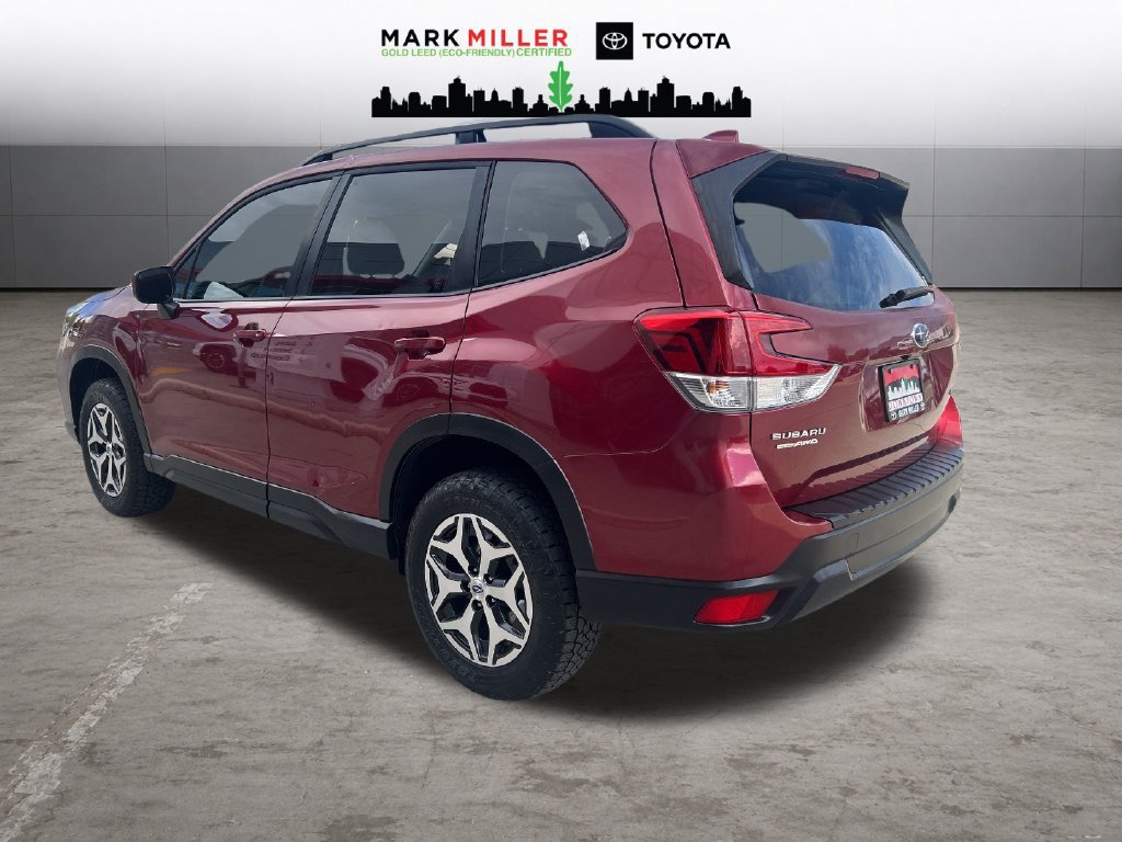 Used 2019 Subaru Forester Premium w/ All-Weather Package AWD/4WD image 3