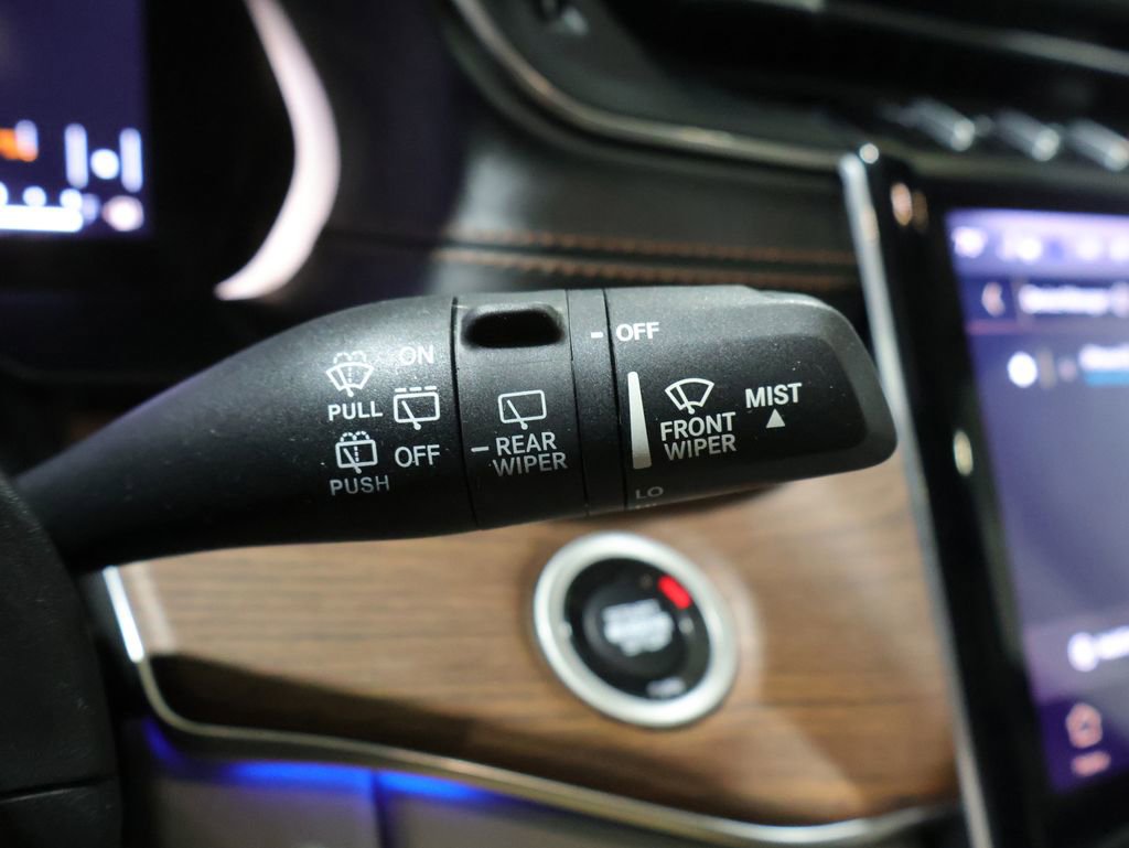 Certified 2021 Jeep Grand Cherokee L Summit w/ Advanced Protech Group IV AWD/4WD image 37