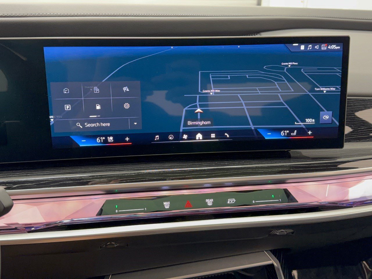 Certified 2026 BMW 740i RWD image 23