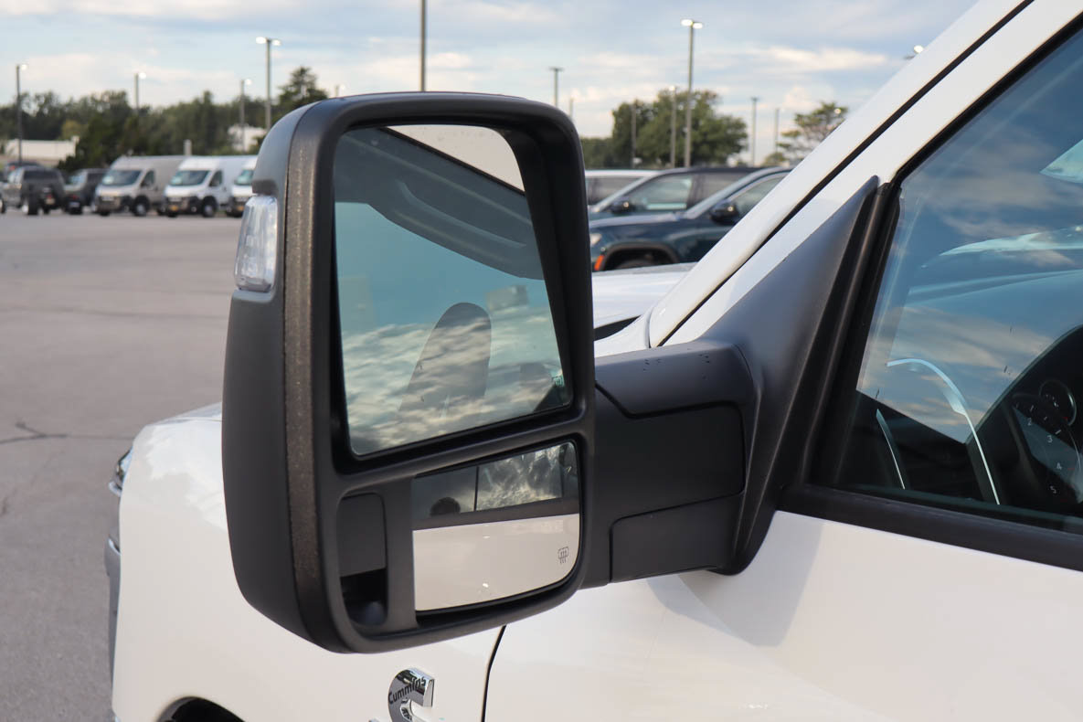 New 2027 RAM 3500 Big Horn AWD/4WD image 11