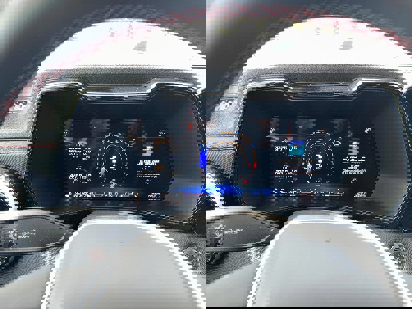 Used 2024 Chevrolet Colorado Z71 w/ Z71 Convenience Package 2 image 21