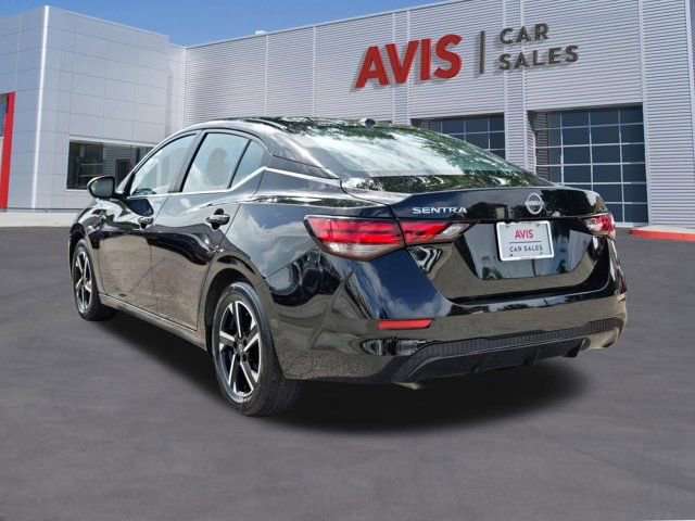 Used 2025 Nissan Sentra SV image 10
