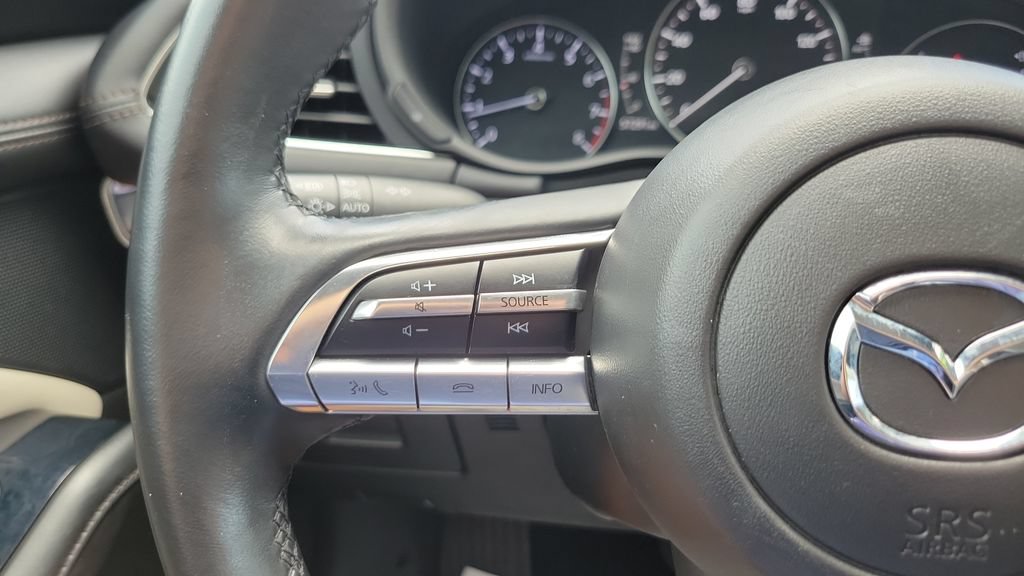 Used 2023 MAZDA MAZDA3 s FWD image 21