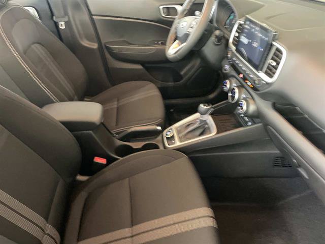 New 2026 Hyundai Venue SEL FWD image 25