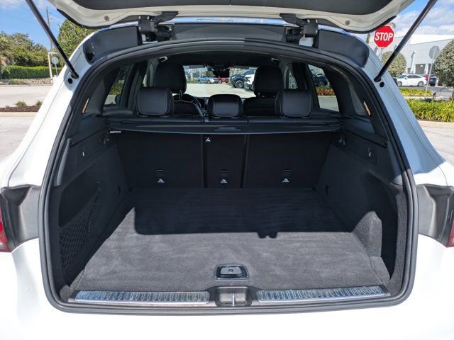 Used 2022 Mercedes-Benz GLC 300 w/ Premium Package Lite image 13
