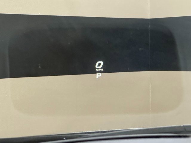 Used 2024 Chevrolet Corvette Stingray Premium Cpe w/ Z51 Performance Package image 13