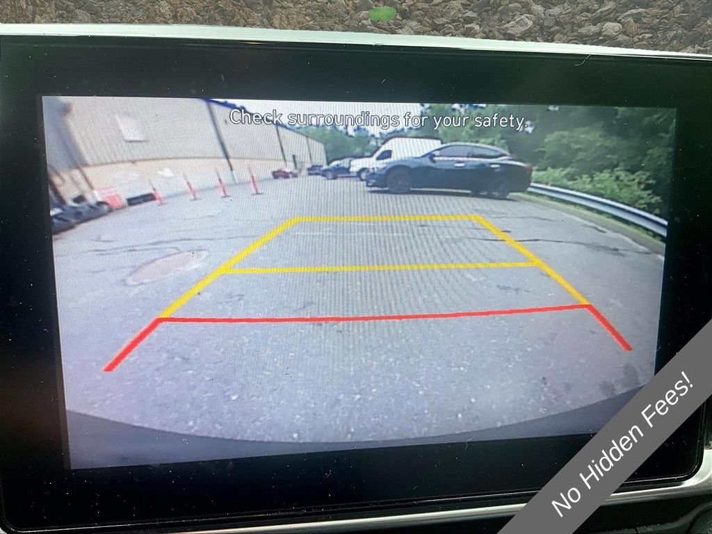 Used 2021 Hyundai Venue SEL FWD image 14