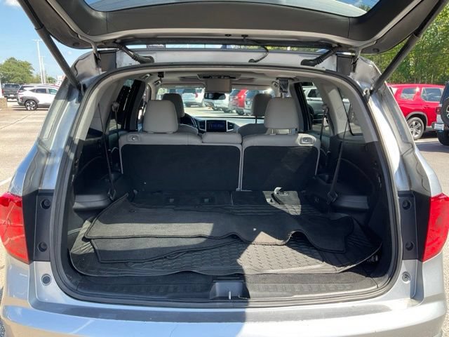 Used 2016 Honda Pilot Touring image 19