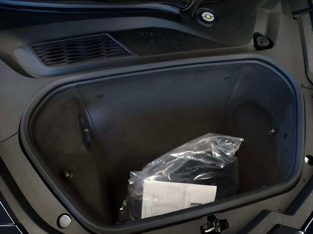 Used 2026 Chevrolet Corvette Z06 RWD image 22