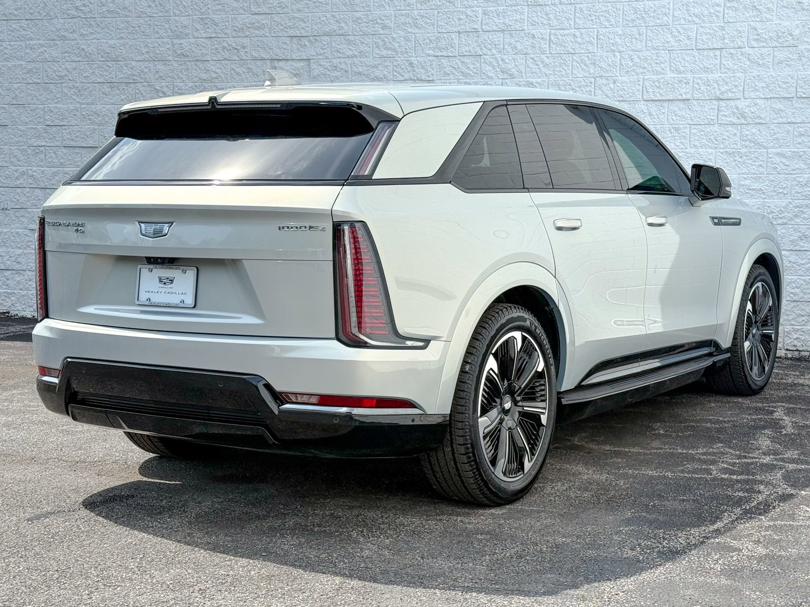 New 2025 Cadillac Escalade IQ Sport 2 AWD/4WD image 8