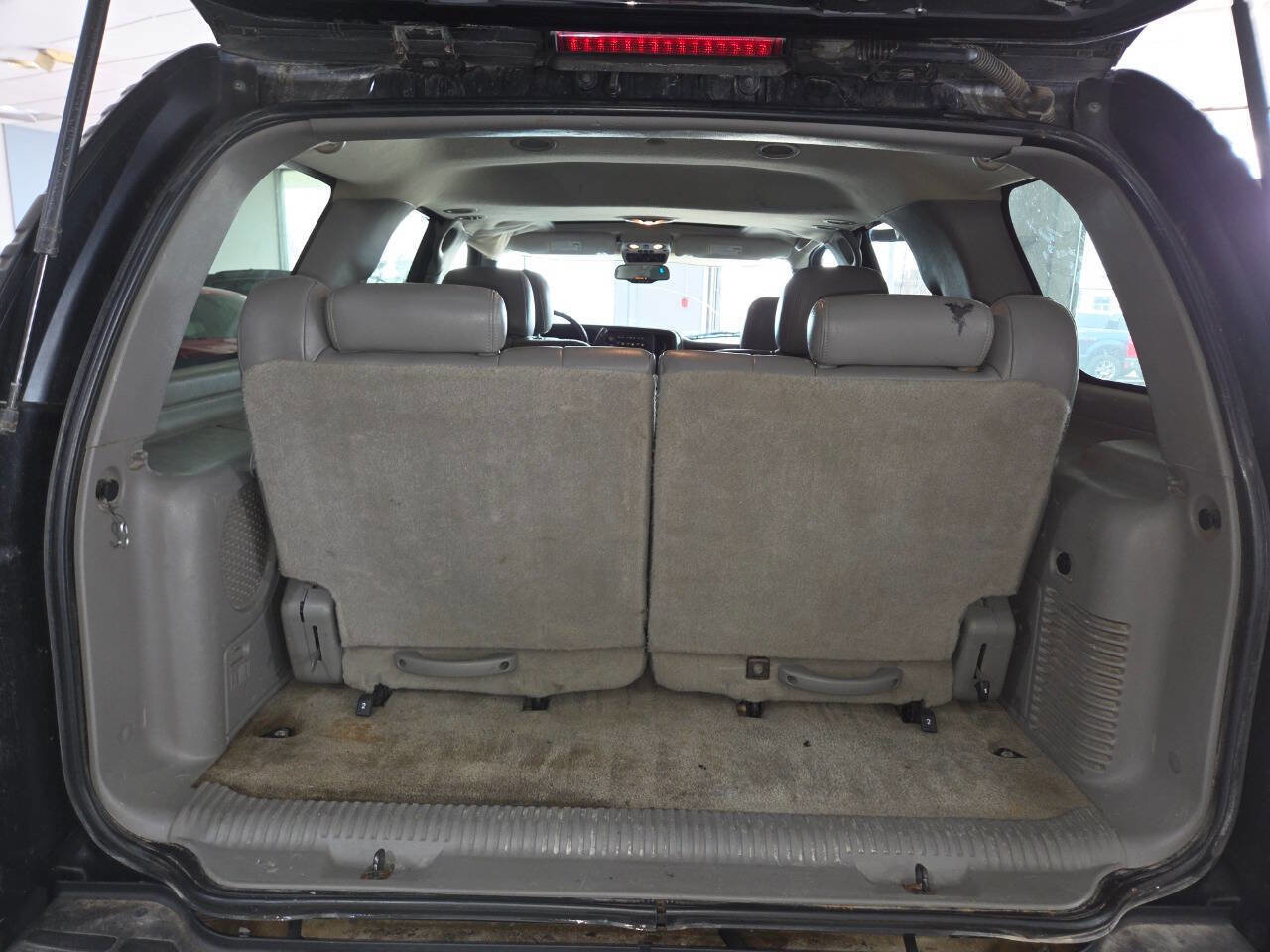 Used 2005 GMC Yukon SLT w/ SLT Preferred Equipment Group AWD/4WD image 23