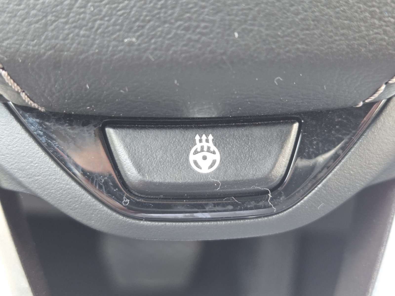Used 2023 BMW 530e xDrive AWD/4WD image 7