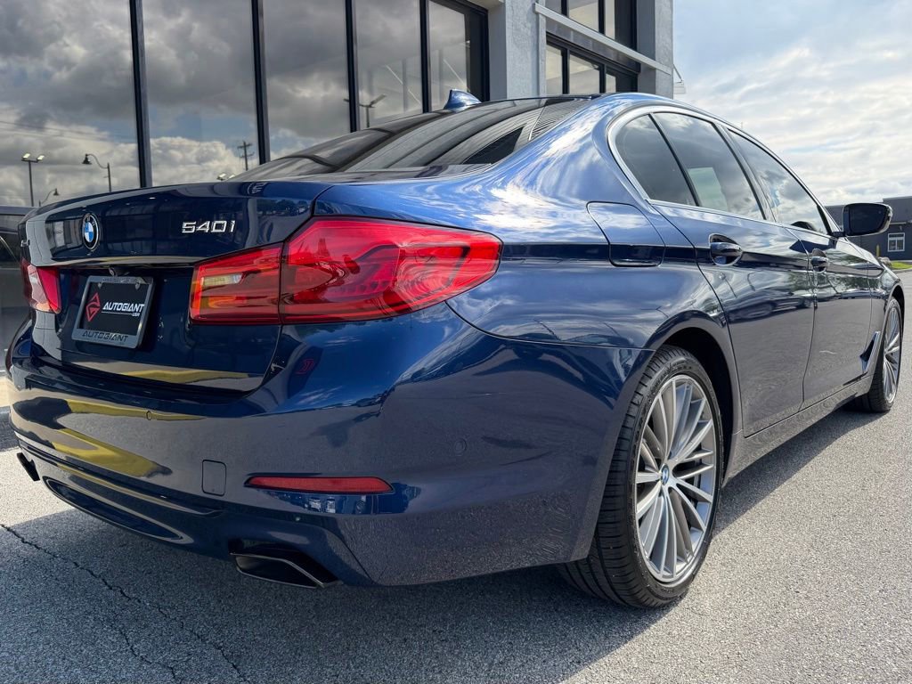 Used 2019 BMW 540i xDrive AWD/4WD image 11