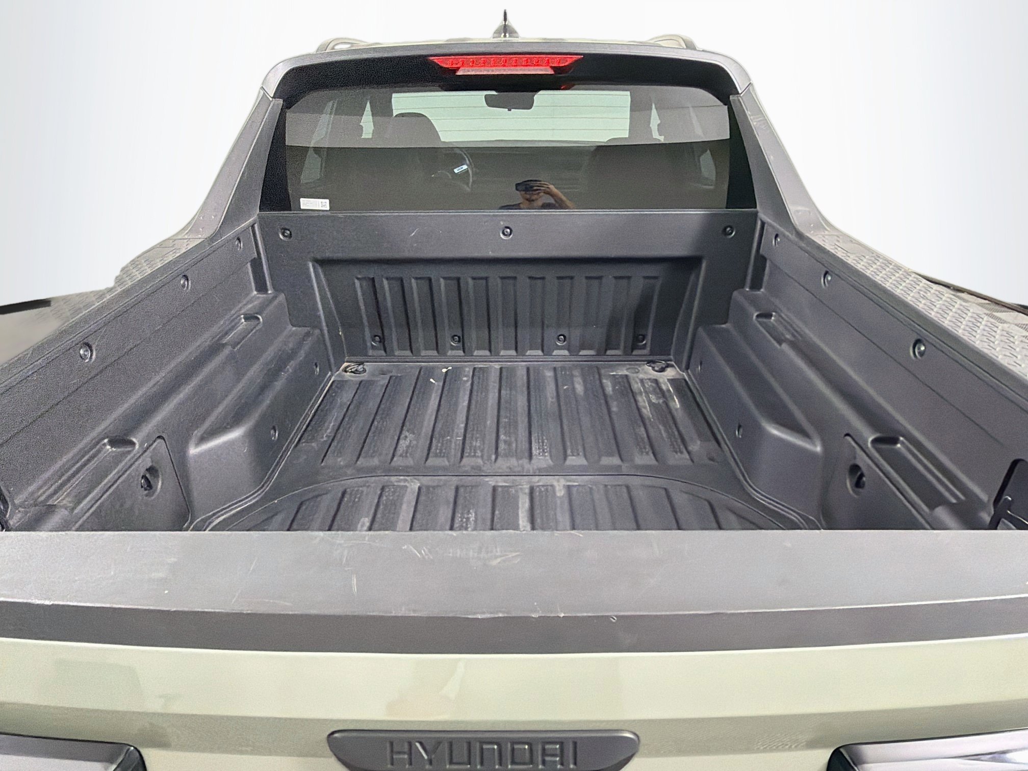 Used 2025 Hyundai Santa Cruz SEL FWD image 28
